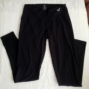 BLACK BAMBOO FULL LEGGING – SLIM AND STYLISH WITH A MID-RISE THICK WAISTBAND